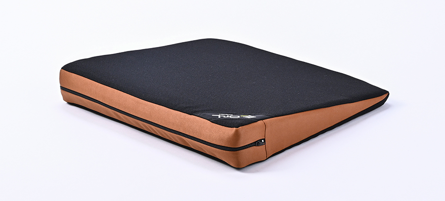 ドクターエルクッション｜腰痛・姿勢サポートの前傾クッション【公式】